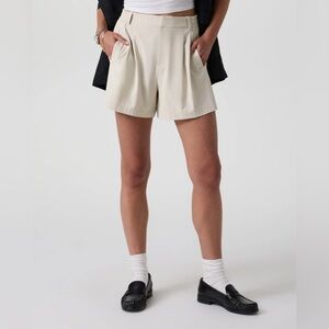 Vuori Cream Pleated High-Rise Shorts